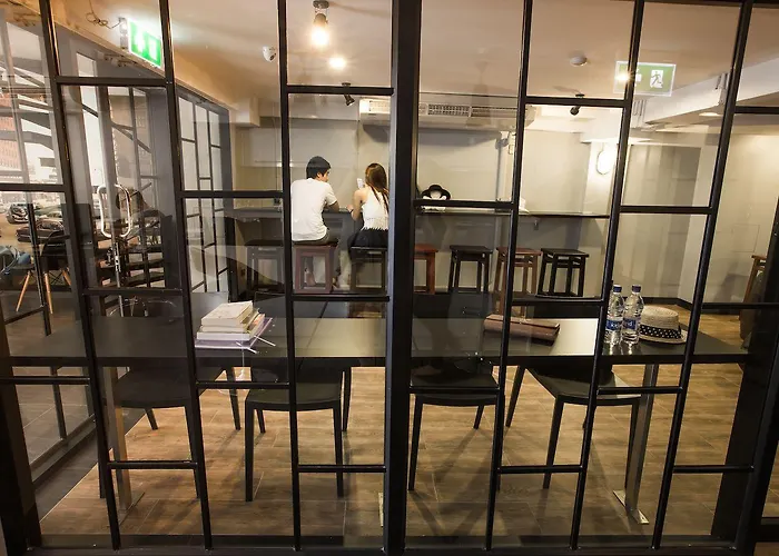Vandrarhem The Blocks Sukhumvit 10 *