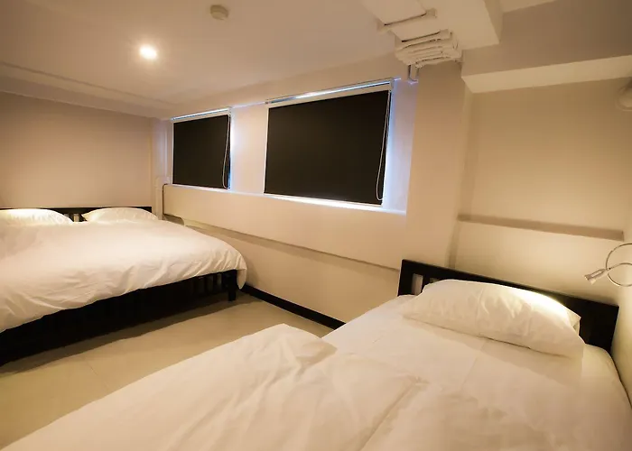 The Blocks Sukhumvit 10 *