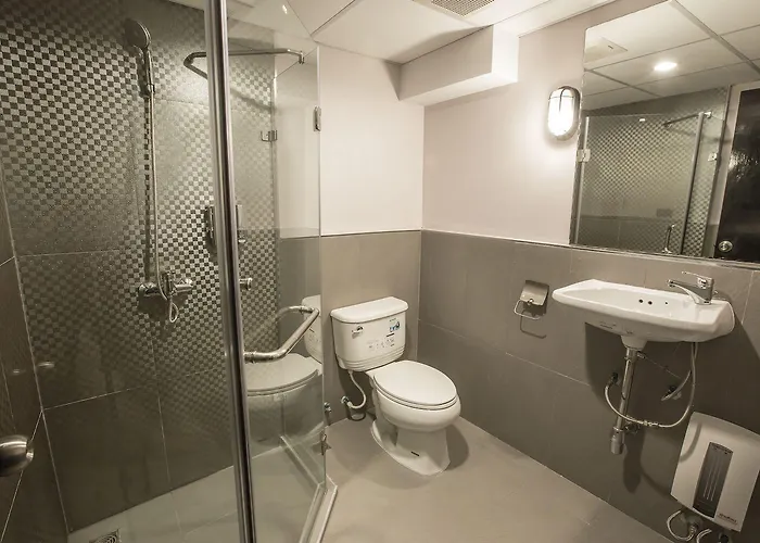 Vandrarhem The Blocks Sukhumvit 10 *