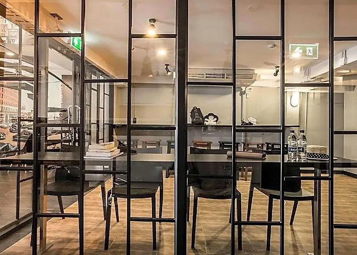 The Blocks Sukhumvit 10 *
