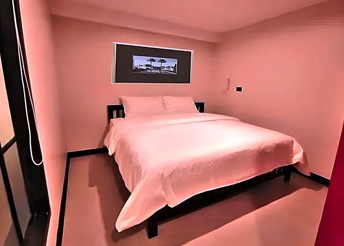 The Blocks Sukhumvit 10 *