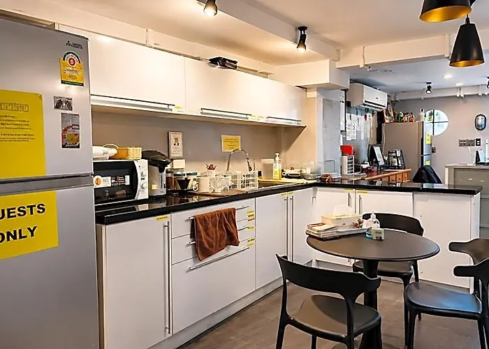 The Blocks Sukhumvit 10 旅馆