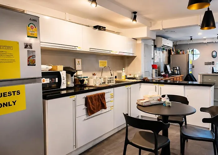The Blocks Sukhumvit 10 旅馆