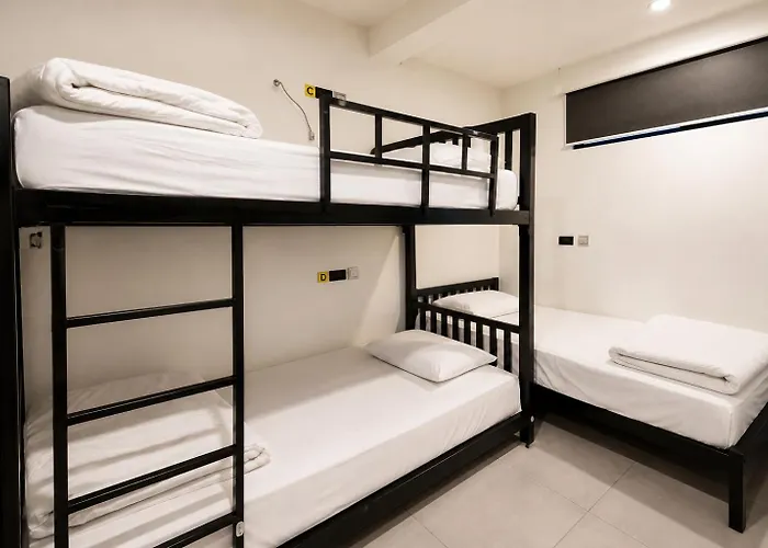 The Blocks Sukhumvit 10 *