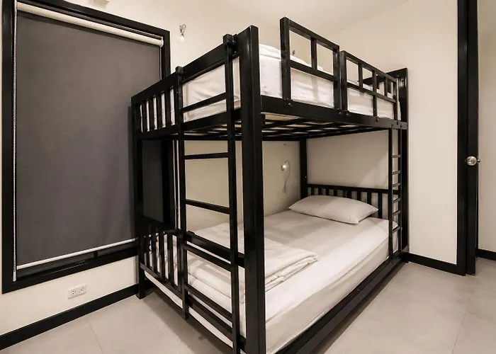 旅馆 The Blocks Sukhumvit 10 *